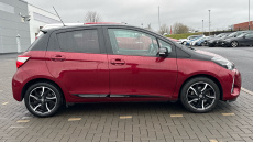 Toyota Yaris 1.5 VVT-i Blue Bi-tone 5dr Petrol Hatchback